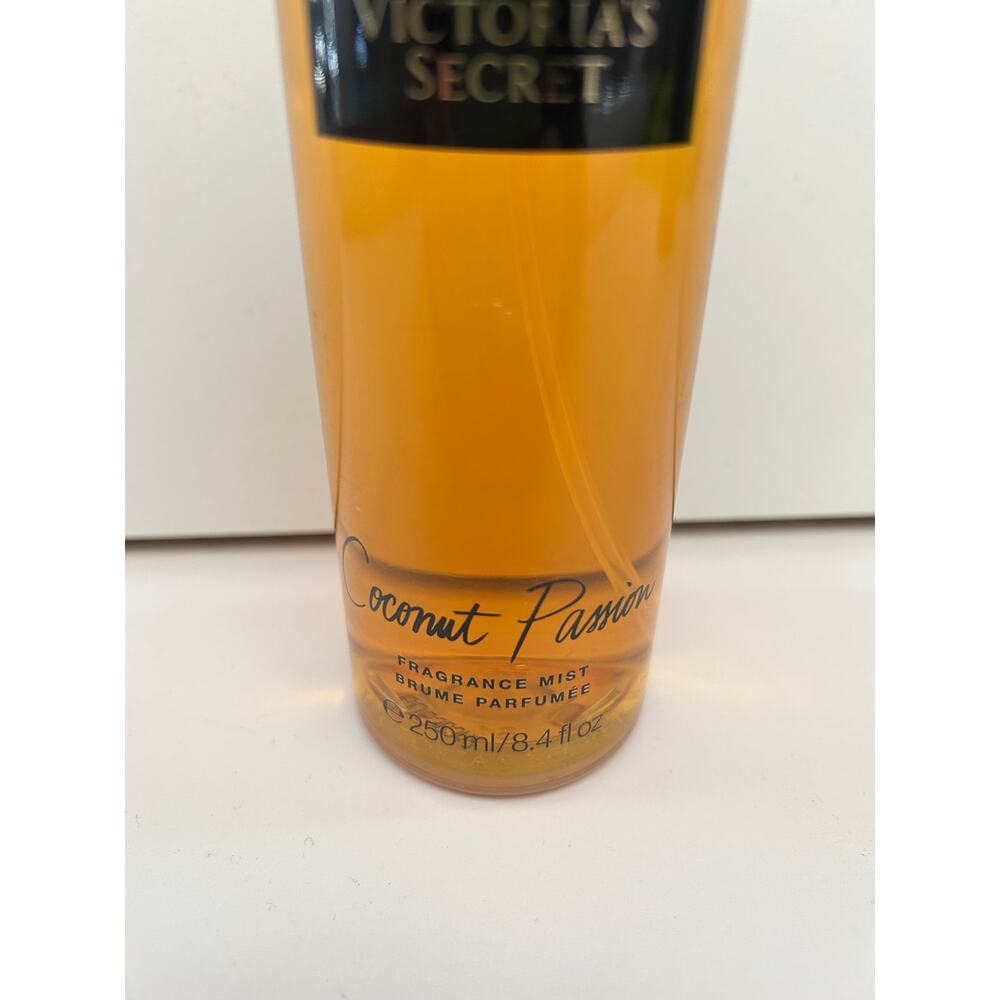 Victoria’s Secret Coconut Passion Fragrance Mist Body Spray Perfume NWOT 8.4 OZ - Picture 5 of 6
